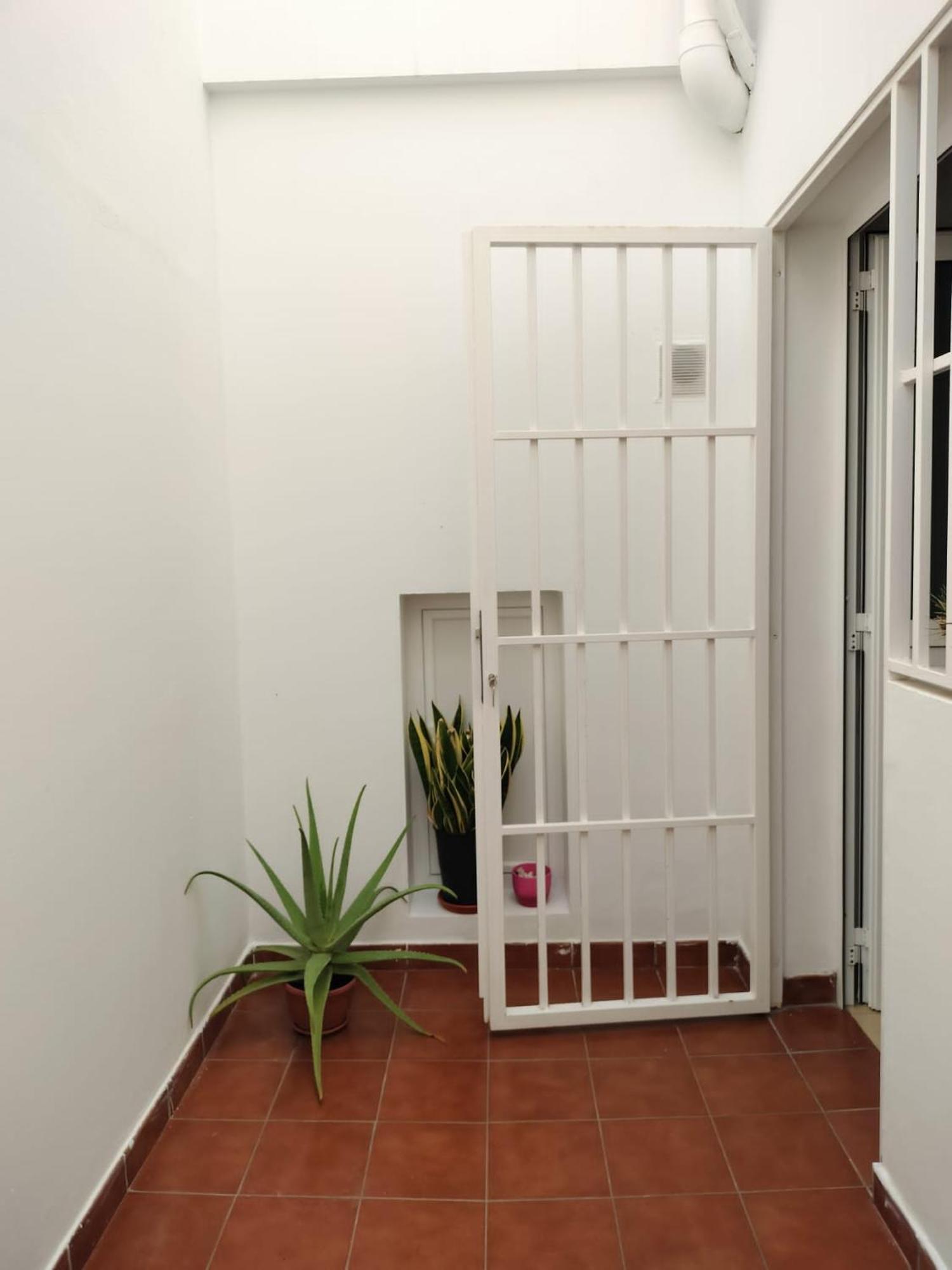 Casa Cerca Del Campo Y La Ciudad Santidad
